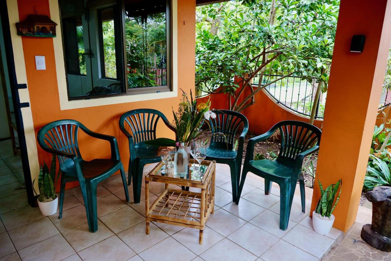 Terminal Private Near Airport 24h Self Check In * Concepcion (Alajuela)