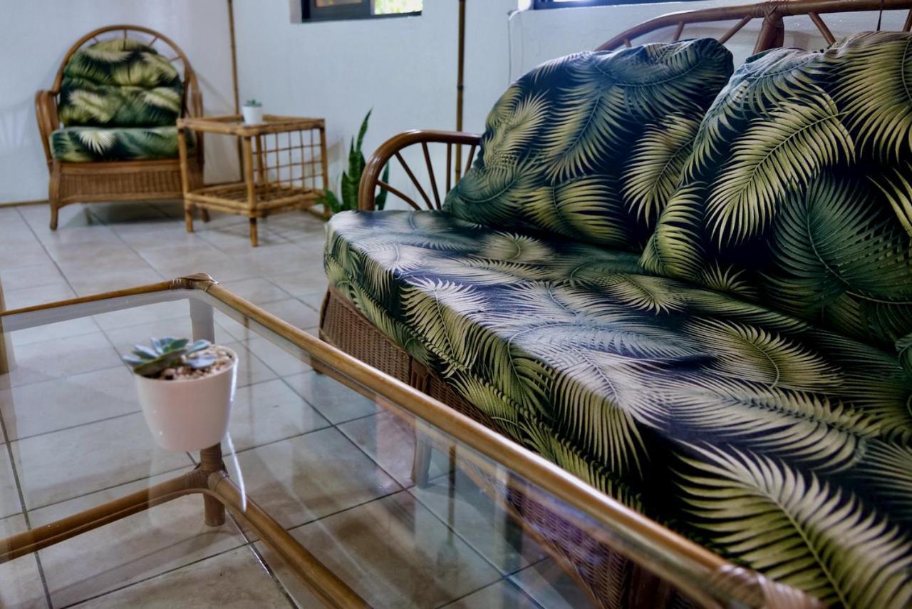 Terminal Private Near Airport 24h Self Check In * Concepcion (Alajuela)